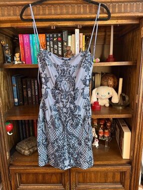 Windsor Blue Sequin Mesh Mini Dress Open Back NWT Size M Formal Party
